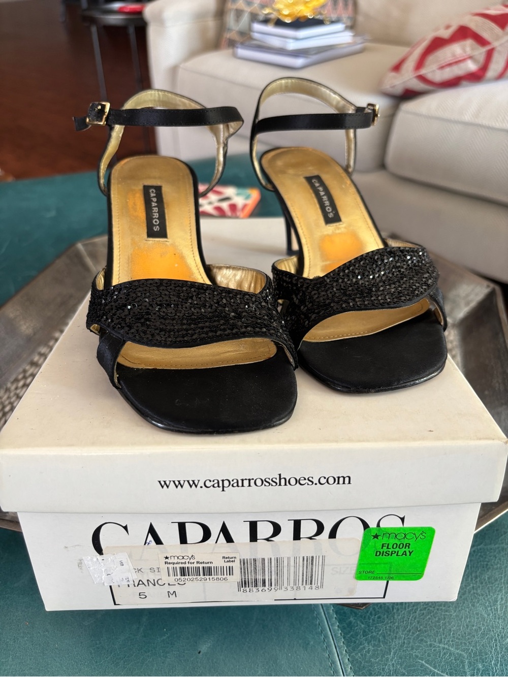 Vintage Caparros Black Sequin Evening Sandals Heels Sz 5B - Picture 6 of 10